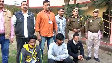 राह चलते लोगों से झपट्टा मारकर लूट लेते थे मोबाइल और पर्स