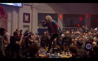 NME AWARDS 2016: BRING ME THE HORIZON - HAPPY SONG - LIVE