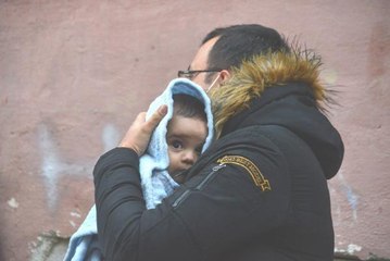 Son dakika haberi | ADANA'DA, EVDE ÇIKAN YANGINDA DUMANDAN ETKİLENEN 1'İ BEBEK 2 KİŞİ HASTANEYE KALDIRILDI