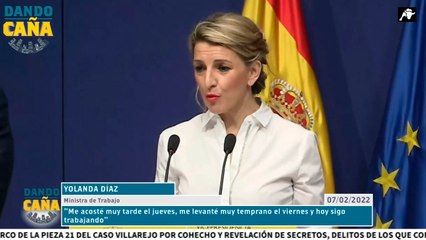 Yolanda Díaz presume de trabajar, madrugar un viernes y ¡seguir trabajando un lunes!