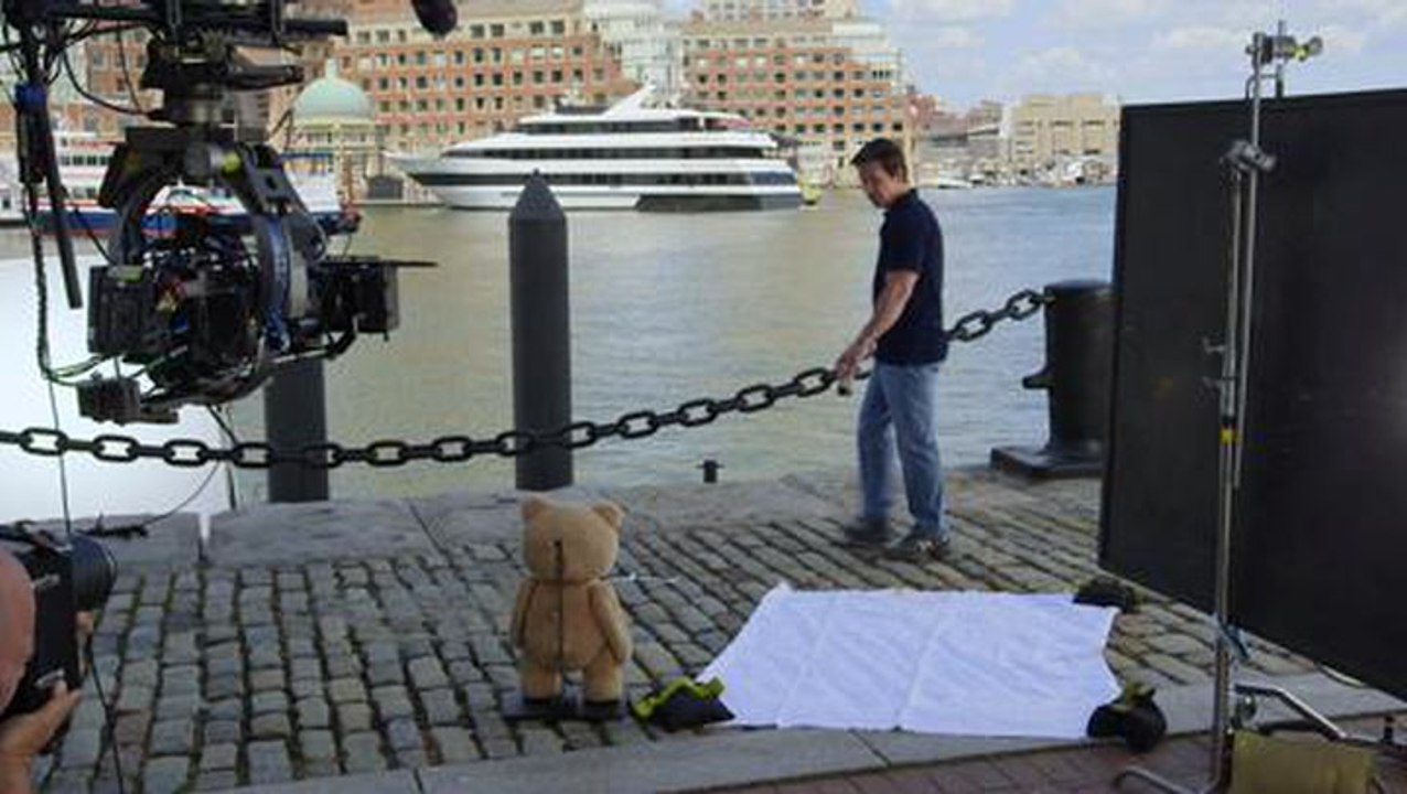 Ted 2 Interview With Mark Wahlberg, Seth MacFarlane & Amanda Seyfried