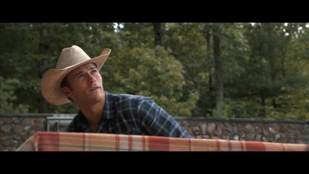 The Longest Ride Featurette - Scene Stealer With Britt Robertson