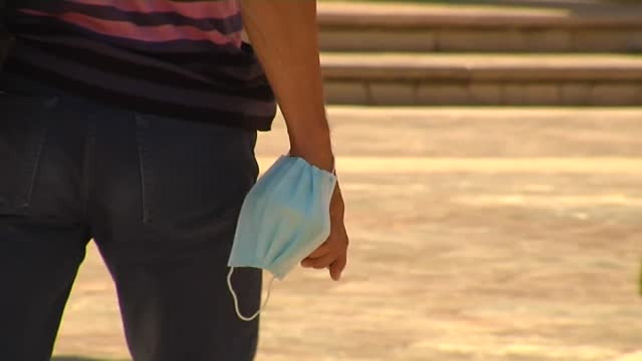 Sin mascarilla al aire libre