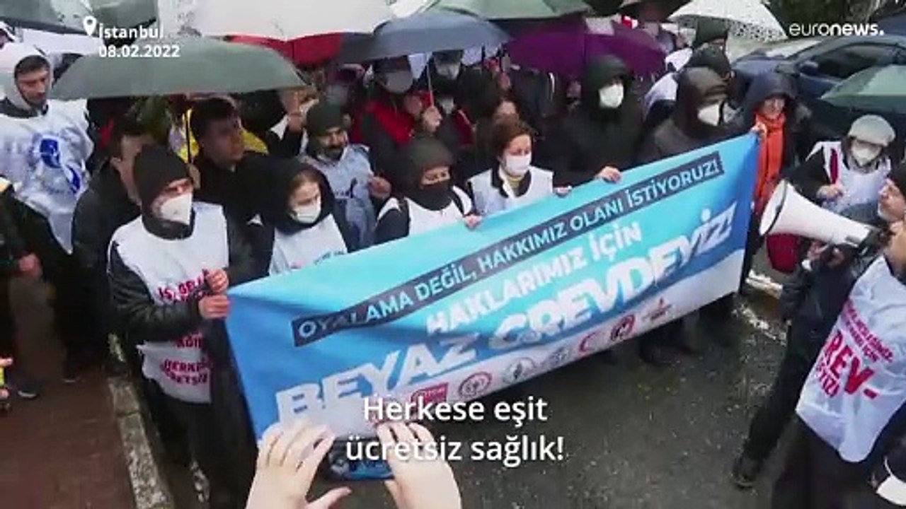Doktorlar ve sağlık çalışanları 'özlük hakları'...