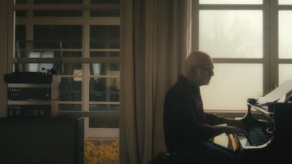 Ludovico Einaudi - Underwater