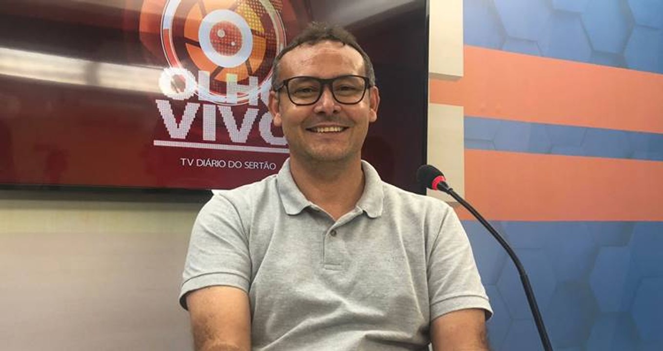 Prefeito de Santa Helena anuncia retomada das aulas, destaca investimentos e prega união do grupo nas eleições