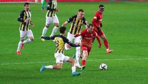 Son Dakika: Kadıköy'de hezimet! Fenerbahçe, Türkiye Kupası'nda 10 kişi kalan rakibine elendi