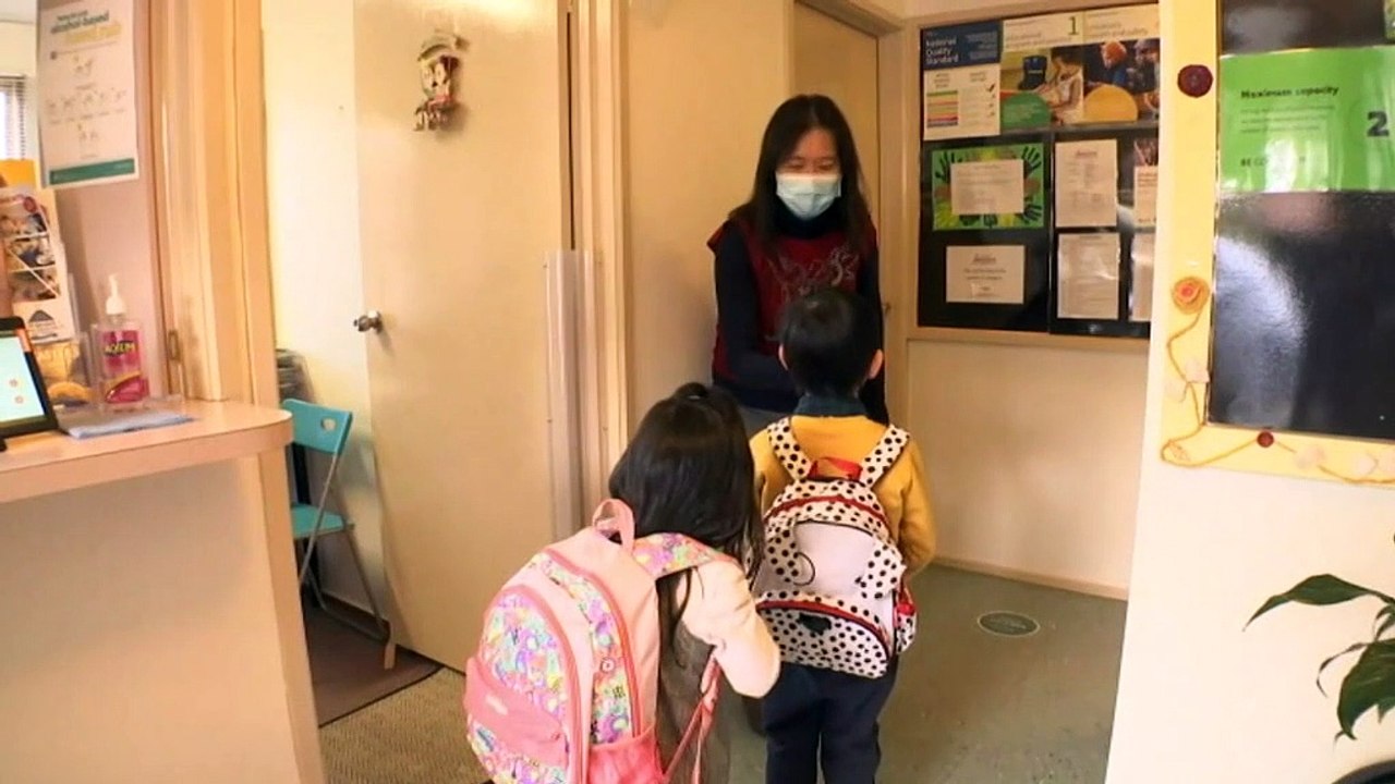 Parents warned childcare centres may shut over staff shortages