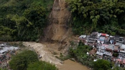 Deadly landslide buries homes in Colombia
