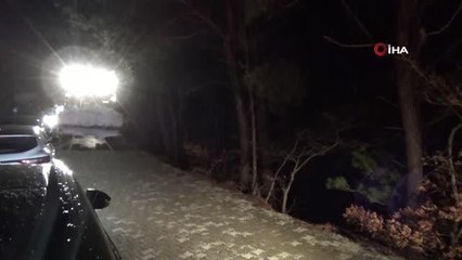 Karda mahsur kalan 21 kişiye ulaşmak için ekipler son 500 metreye ulaştı