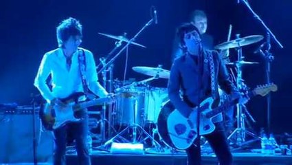 Johnny Marr & Ronnie Wood - 'How Soon Is Now?' - NME Awards 2013