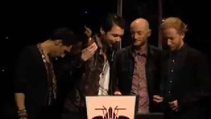 Biffy Clyro Win Best British Band - NME Awards 2013