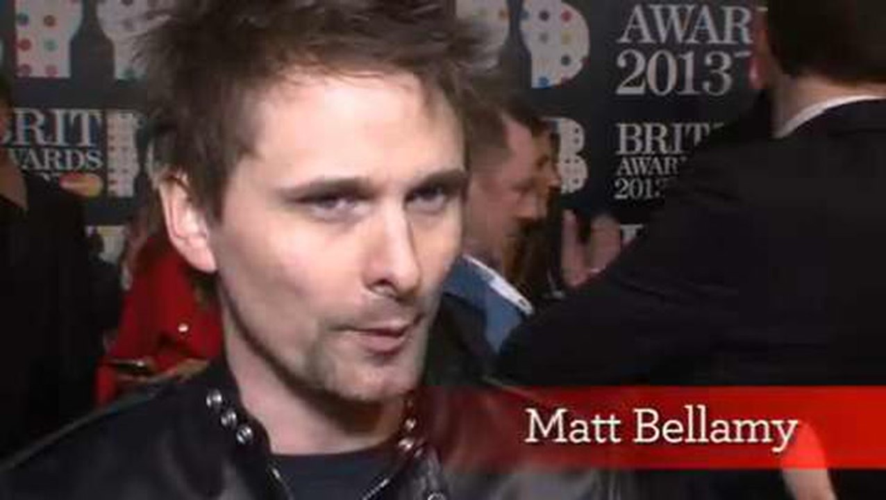 Brits Awards 2013 - On The Red Carpet