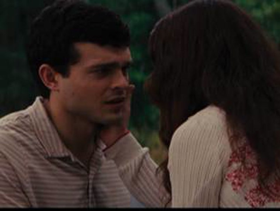Beautiful Creatures: Clip - Let's Get Out Of Here