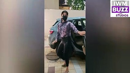 Rhea Chakraborty Spotted Outside Rhinos Gym