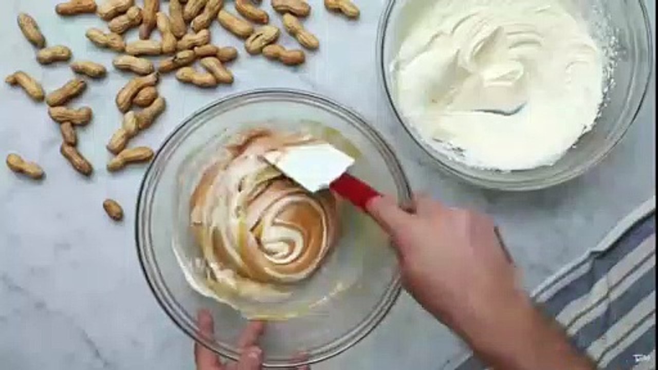 brownie&peanut butter ice cream sandwiches