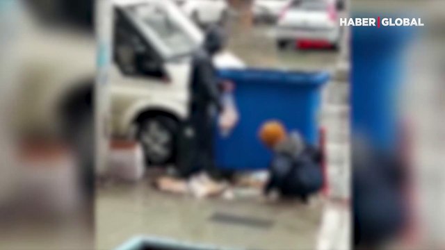Dilencilerin yeni oyunu kamerada: Çöpten ekmek yeme numarası