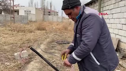 1 AYDA 4'ÜNCÜ KEZ MAHALLENİN TELEFON VE İNTERNET KABLOLARI ÇALINDI