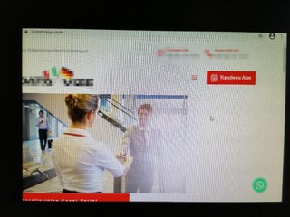 İSTANBUL'DA YAKALANAN SAHTE VİZE DOLANDIRICISININ KIRMIZI BÜLTENLE ARANDIĞI ORTAYA ÇIKTI