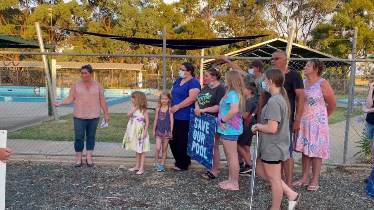 Bendigo Advertiser - January 2022 - protest against Lockington pool closure