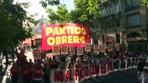 Milhares de pessoas protestam na Argentina contra acordo para pagamento ao FMI