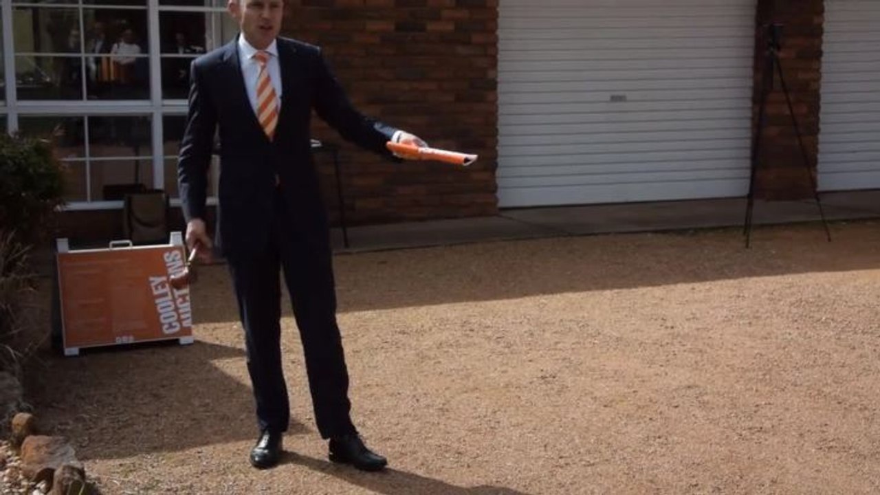 Damien Cooley auctions Dubbo property