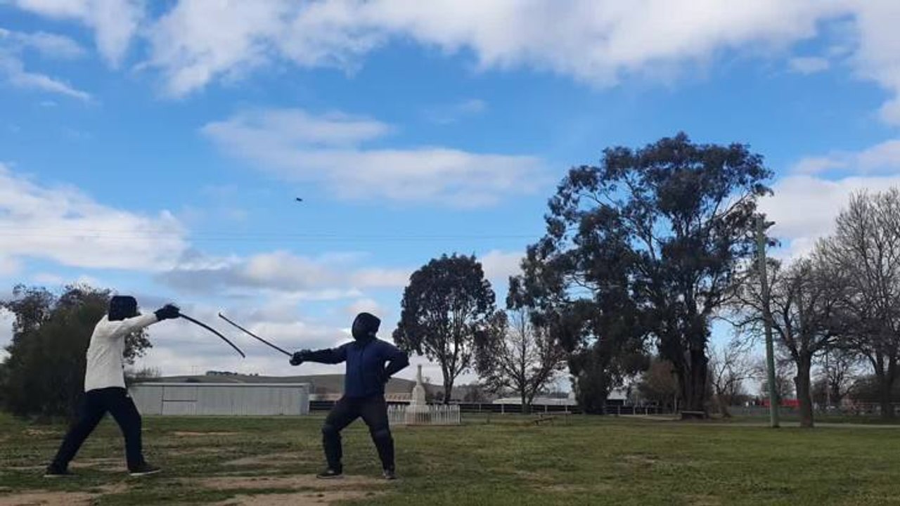 BF 1796 Sabre vs Victorian Sabre