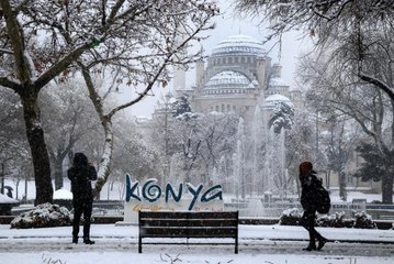 Kar yağışıyla beyaza büründü