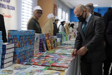 Ağrı'da "kitap kurtları"nın yetişmesi için kütüphanelere 650 bin kitap dağıtıldı