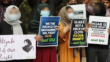 Hijab Row: హిజాబ్ వివాదం  Karnataka విద్యాసంస్థలకు సెలవు | Priyanka Gandhi | Oneindia Telugu