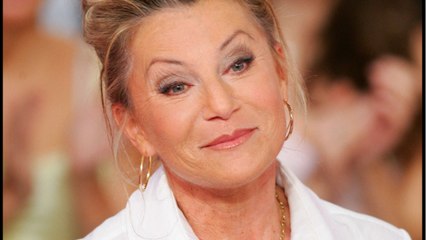 GALA VIDEO - Sheila : cette autre carrière à laquelle elle se destinait