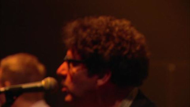 Belle & Sebastian Play 'I Want The World To Stop' At NME Awards 2014