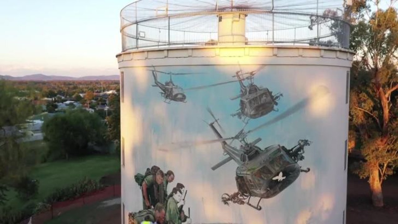 Vietnam Veterans murals in progress