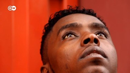 देख नहीं सकते, लेकिन गाड़ी भी चलाते हैं, खाना भी बनाते हैं