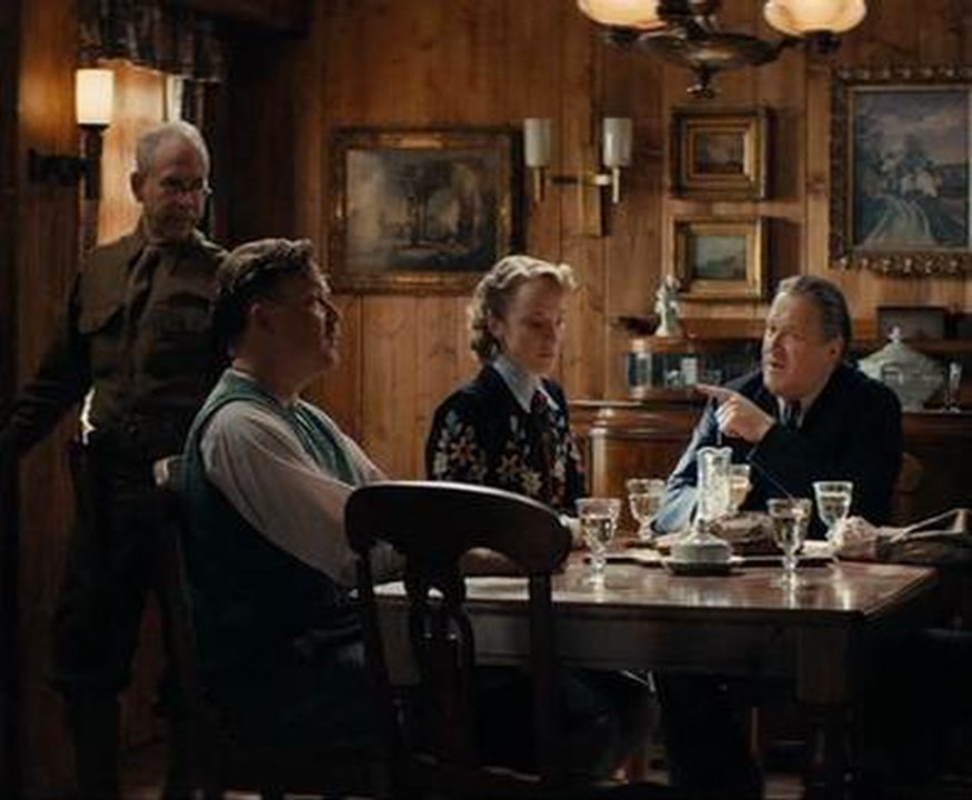 The Monuments Men: Clip - German Cottage