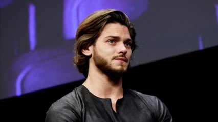 GALA VIDEO - "Le temps passe si vite..." : Rayane Bensetti bouleversant lors d’un hommage à son défunt père