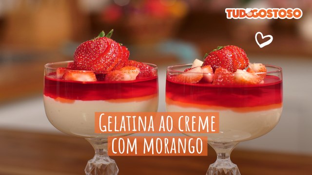 Gelatina ao creme com morango