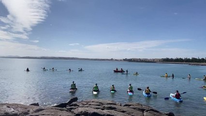 Paddle out for Hillcrest Primary School children December 23