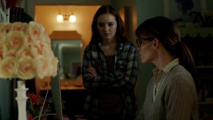 Men, Women & Children Clip - De-friend