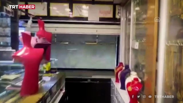 Film gibi soygun: Dere yatağından girip kuyumcuyu soydular