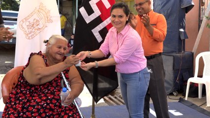 Entregan vivienda solidaria a protagonista en el distrito I