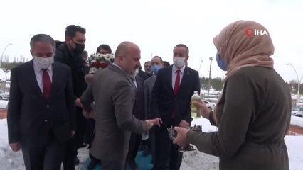 Ağrı'da 650 bin kitap kütüphanelerle buluştu