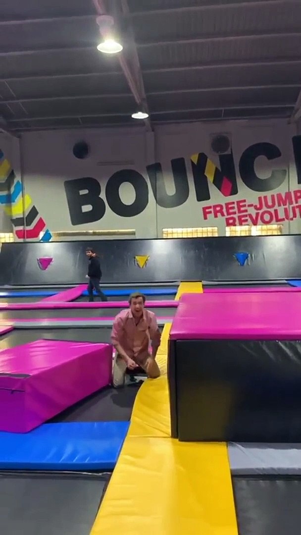 Tripped Up at Trampoline Park - video Dailymotion