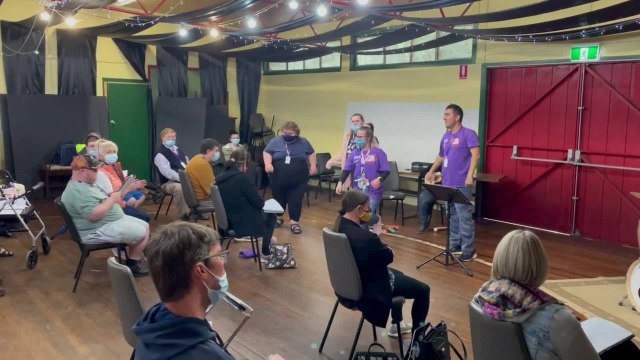 The School of Hard Knocks - Absolutely Everybody Choir