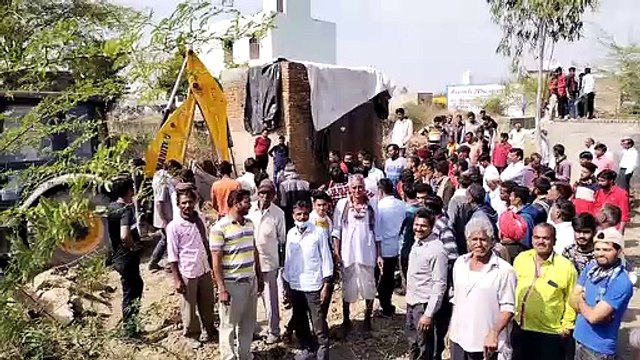 Panchayat administration panicked by the unity of villagers and traders