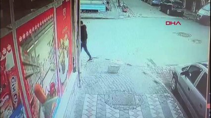 "TATLI ISMARLAYACAĞIM" DİYEREK ÇAĞIRDI, POMPALI TÜFEK İLE VURDU