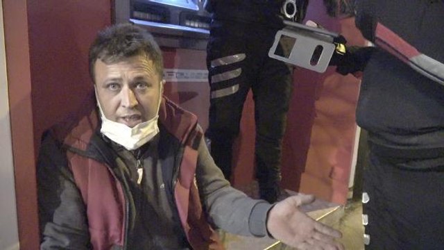 Son dakika haberleri | TELEFONLA 90 BİN LİRA DOLANDIRILDI, 100 BİN LİRA DAHA YATIRIRKEN POLİS ENGELLEDİ