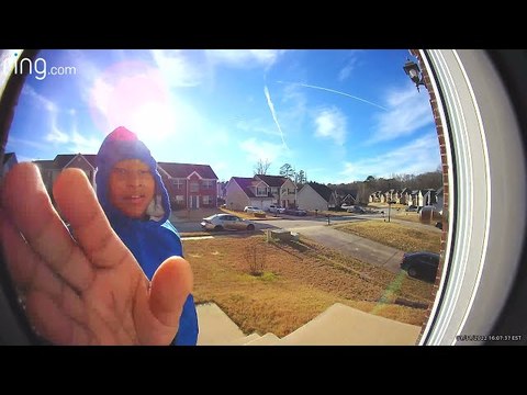 Doorbell Ditching Kid is a Bit Clumsy