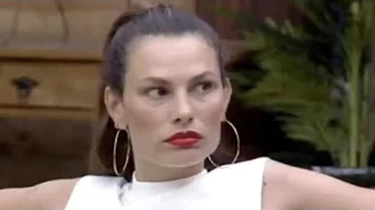 Dayane Mello e il racconto del tentato suicidio Un gesto assurdo Dayane Mello è una vera e propri031