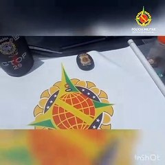 Carro e pertences apreendidos de dupla que sequestrou motorista de aplicativo